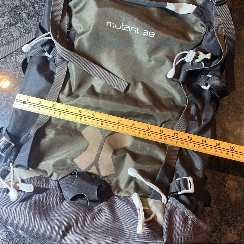 Osprey Mutant 38 Hiking Climbing Backpack Mountain Rucksack 38 Litre Size Medium